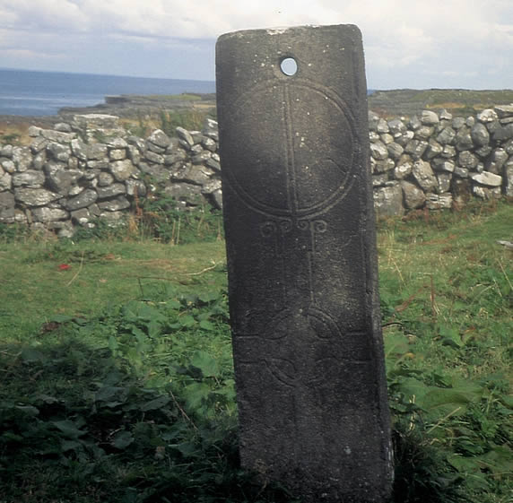 Marriage stone, Inis Mór