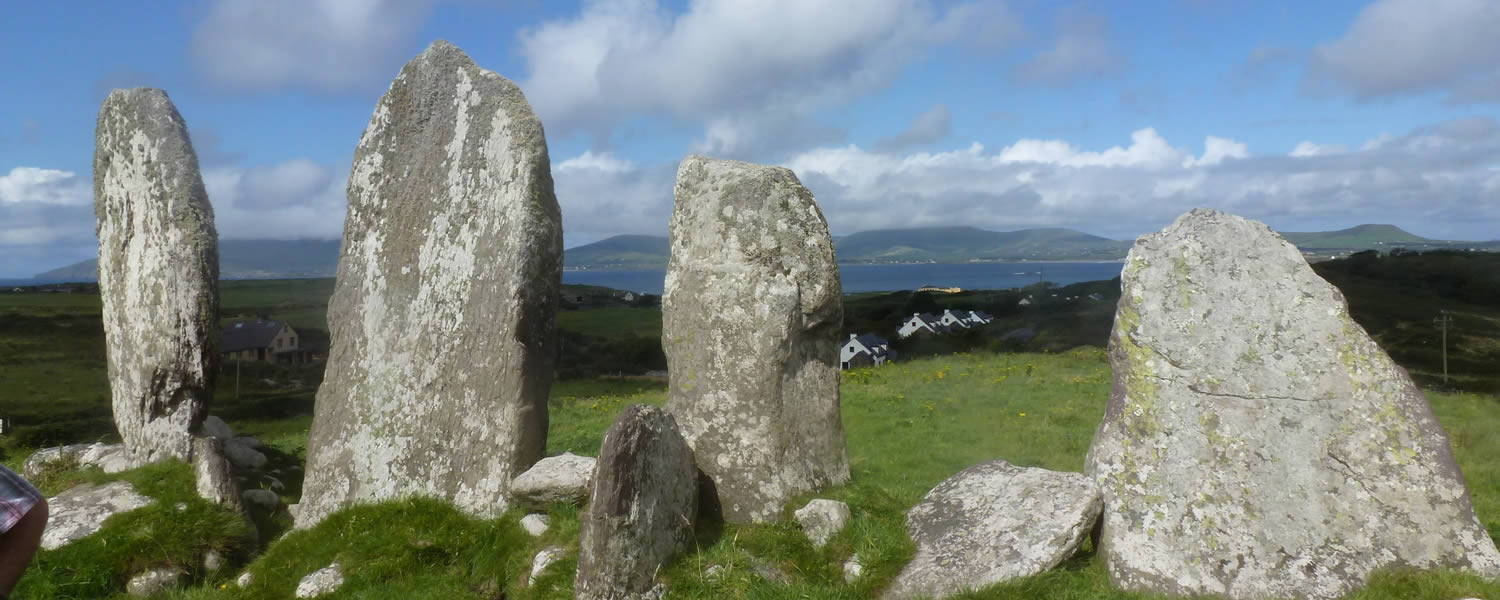 Wanderferien, irisch-keltische Geschichte, Singleferien, irische Tänze und Gesänge, „Storytelling“, Sprachkurse, Korbflechten und archäologische Führungen