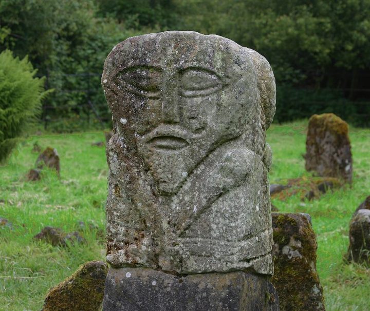 Janus Figur, Boa Island, Mystisches Irland